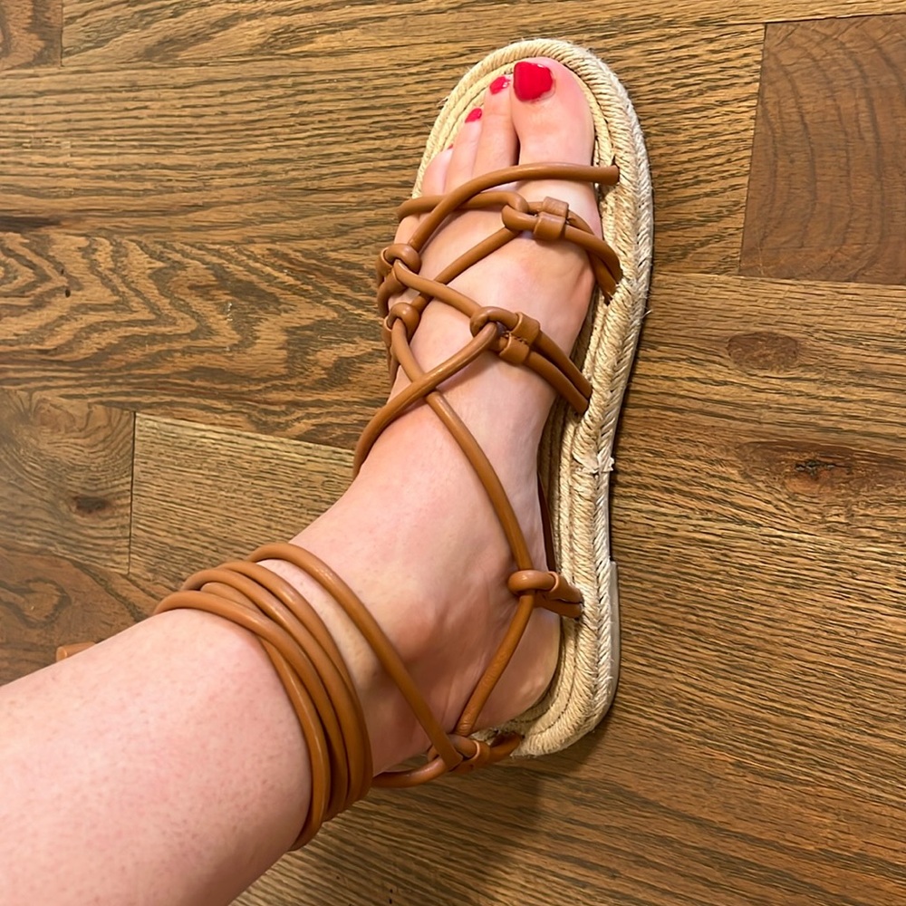 Mango Sandals Size 37 (6.5/7) EUC